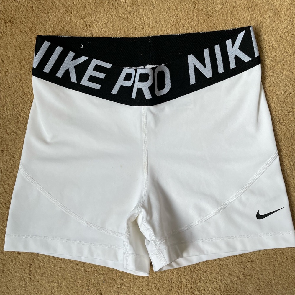 White Nike pros